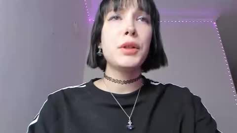 Kira online show from 02.14.25