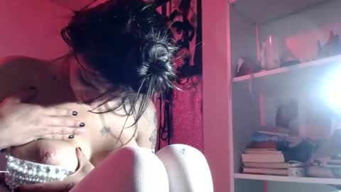 Catherine XXX online show from 01.12.25