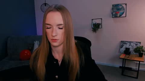 doll_vey online show from 02.28.25