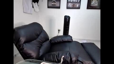 DollarHot30 online show from 04.15.26