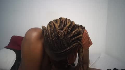 Snapshot of dollberry chatting on 01.10.25 dollberry online show from 01.10.25