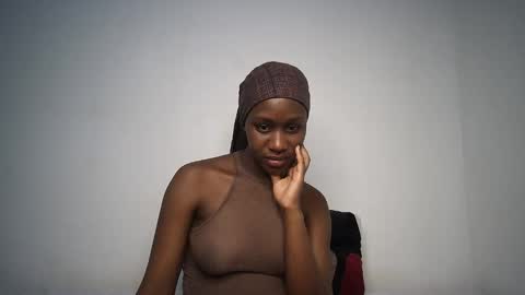 Snapshot of dollberry chatting on 01.14.25 dollberry online show from 01.14.25