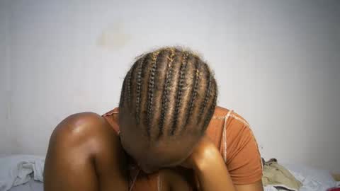 Snapshot of dollberry chatting on 02.23.25 dollberry online show from 02.23.25