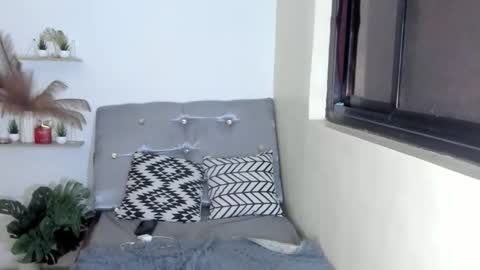 dollescent online show from 03.29.26