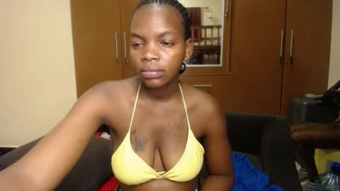 Bella online show from 10.16.25