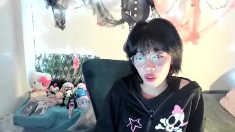 mina online show from 10.14.25