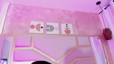 Snapshot of dollsweety chatting on 09.27.25 Dollsweety online show from 09.27.25