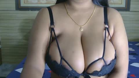 dolly_2 online show from 02.23.25