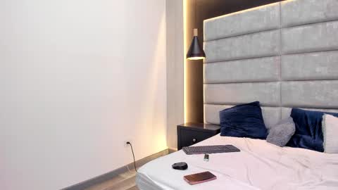 Snapshot of dolly_brownc chatting on 02.23.25 dolly_brownc online show from 02.23.25