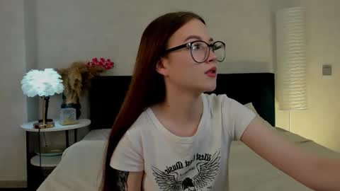 Dolly online show from 09.24.25