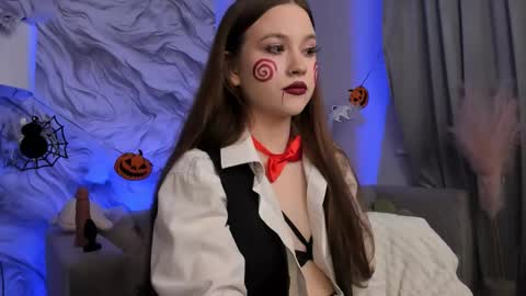 Dolly online show from 10.31.25