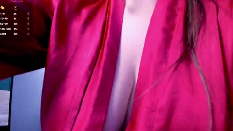 Call me Zoe  online show from 12.29.24