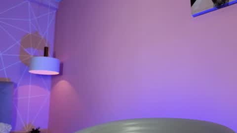 Call me Zoe  online show from 10.06.25