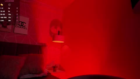 Call me Zoe  online show from 12.18.25