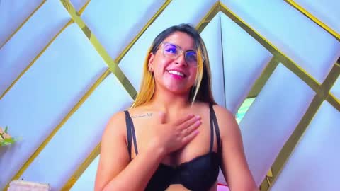 dollyjuicy1 online show from 02.11.25
