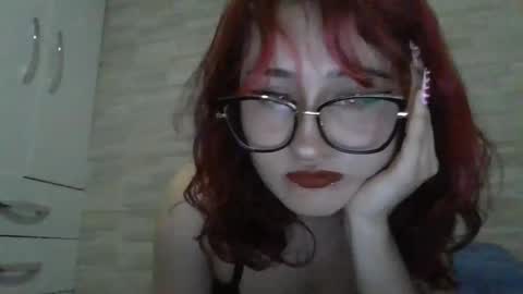 Snapshot of dollymimii chatting on 10.26.25 dollymimii online show from 10.26.25