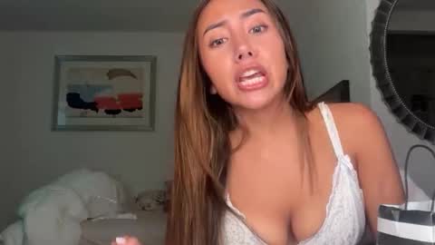 Dolly Rhodes online show from 04.01.26