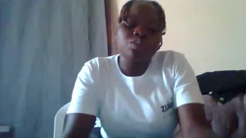 dollyvee online show from 12.01.25
