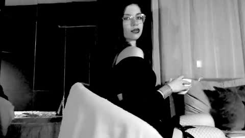 Dolores Sage online show from 04.08.26