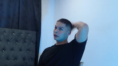 Domimick Crawford online show from 12.09.24