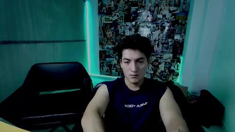 Snapshot of dom_viktor chatting on 09.14.25 dom_viktor online show from 09.14.25