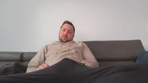 dombio_12 online show from 04.24.26