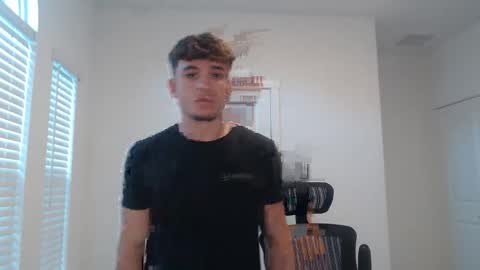 Snapshot of domd3 chatting on 10.28.25 Dom online show from 10.28.25