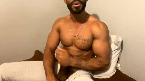 Domi online show from 12.13.24