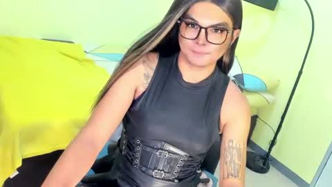 Snapshot of domina_angela chatting on 07.05.26 ANGELA online show from 07.05.26