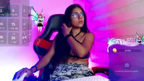 Snapshot of domina_lia chatting on 04.27.26 Domina Lia online show from 04.27.26