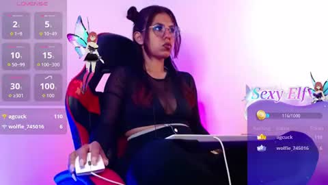 Snapshot of domina_lia chatting on 06.11.26 Domina Lia online show from 06.11.26