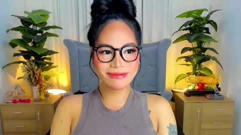 CALL ME BABY BELLA online show from 12.07.24
