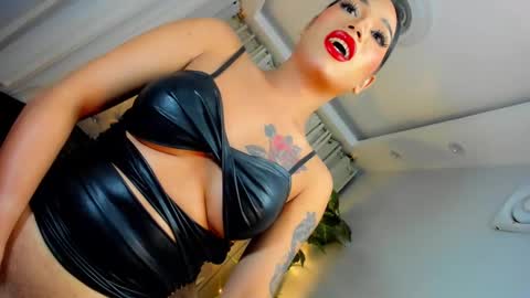 CALL ME BABY BELLA online show from 02.17.25