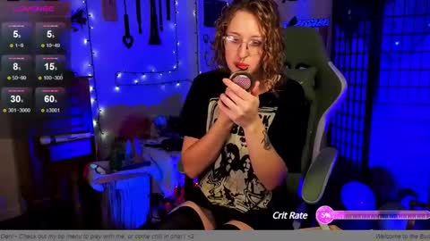 Snapshot of dominantman18064 chatting on 01.21.25 Bigbearnbunnyboy online show from 01.21.25