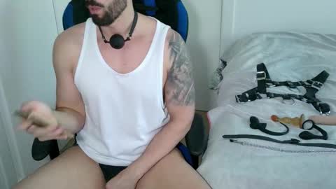 Snapshot of dominatedtitan chatting on 01.18.26 DominatedTitan online show from 01.18.26