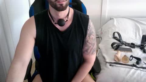 Snapshot of dominatedtitan chatting on 02.06.26 DominatedTitan online show from 02.06.26