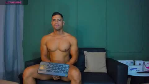 Dominc berry online show from 03.27.26