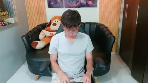 dominic_carminex online show from 10.18.25