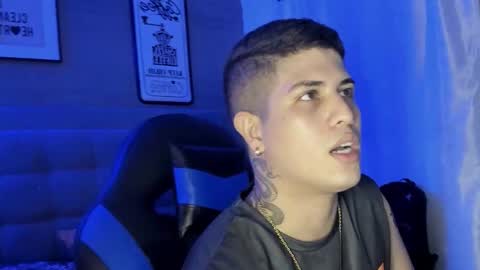 Snapshot of dominic_connor chatting on 02.11.26 DOMI online show from 02.11.26