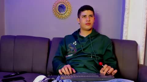 Snapshot of dominic_connor chatting on 02.13.26 DOMI online show from 02.13.26