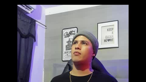 Snapshot of dominic_connor chatting on 02.28.26 DOMI online show from 02.28.26