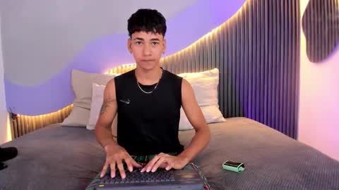 Dominic online show from 11.25.25