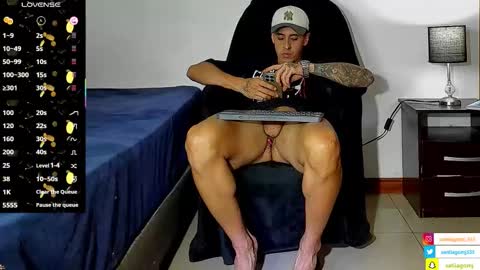 Snapshot of dominic_joness chatting on 02.25.26 SANTI independent model online show from 02.25.26