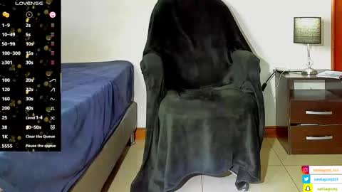 Snapshot of dominic_joness chatting on 02.26.26 SANTI independent model online show from 02.26.26