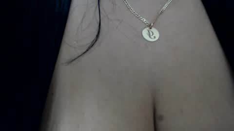 Snapshot of dominicanpoison chatting on 10.17.25 MizzIssy online show from 10.17.25