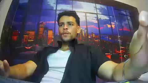 Snapshot of dominicblazze chatting on 10.01.25 Dominic online show from 10.01.25