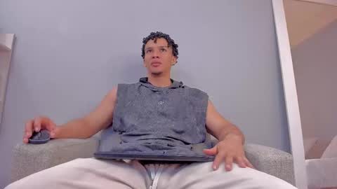 Dominick Star online show from 11.21.25