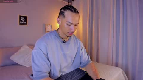 Snapshot of dominik_drake chatting on 04.27.26 Dominik Drake online show from 04.27.26