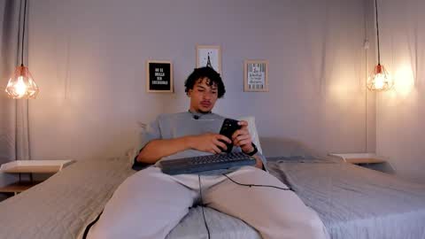 Snapshot of dominik_drake chatting on 05.20.26 Dominik Drake online show from 05.20.26
