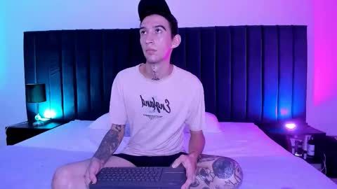 dominik_thompson777 online show from 09.10.25